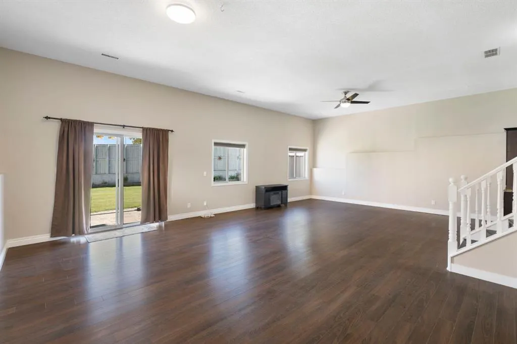 59 Panorama Hills Road NW