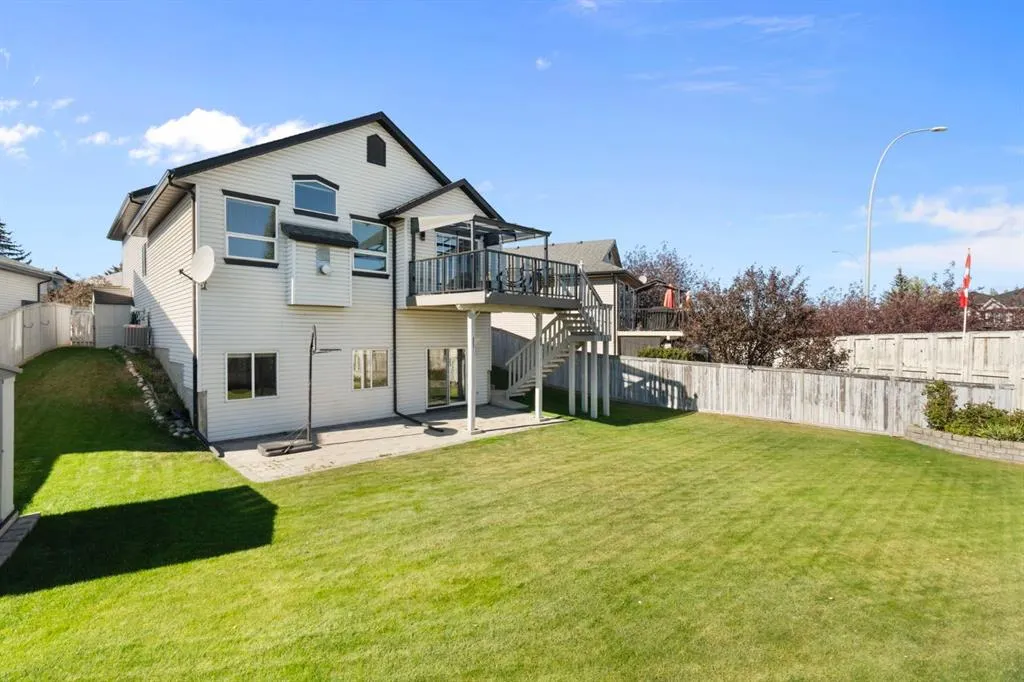 59 Panorama Hills Road NW