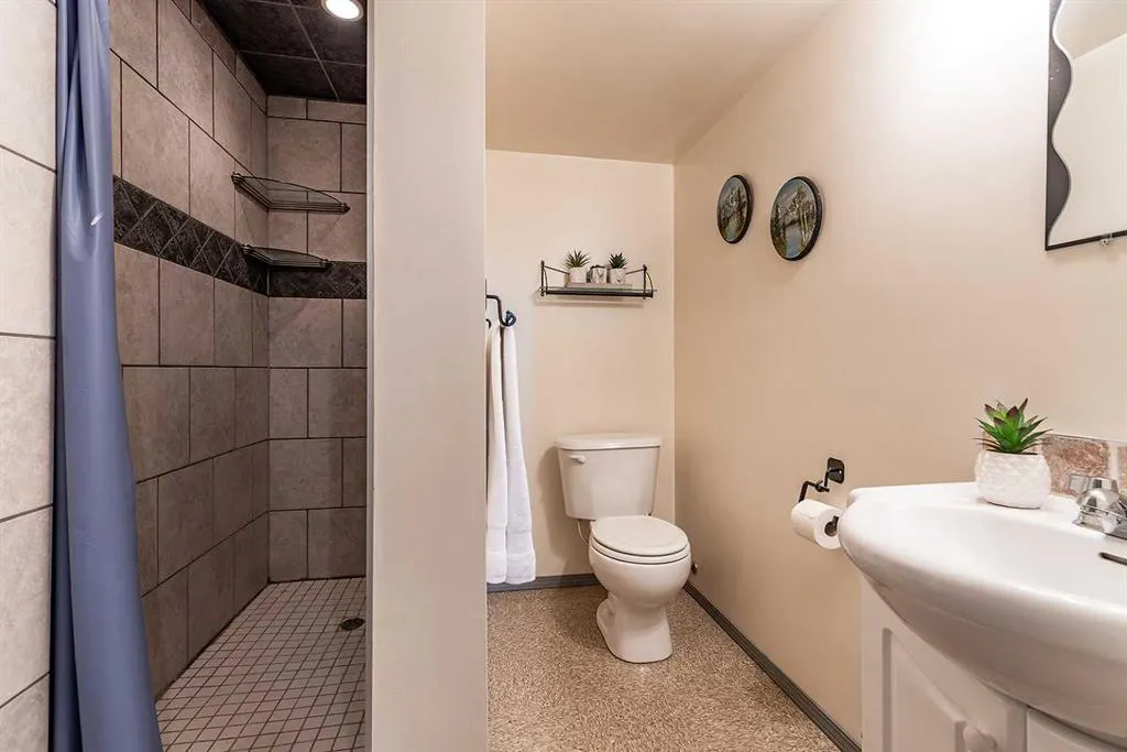 3 Ross Heights Green SE