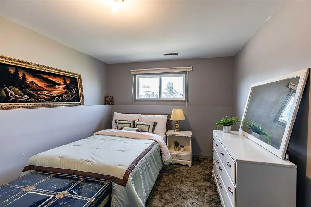 3 Ross Heights Green SE