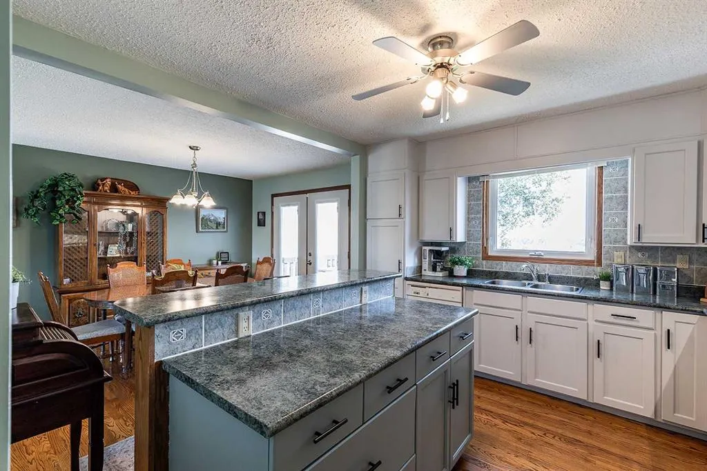 3 Ross Heights Green SE