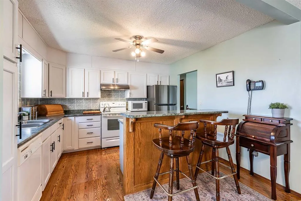 3 Ross Heights Green SE
