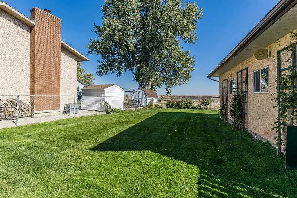 3 Ross Heights Green SE