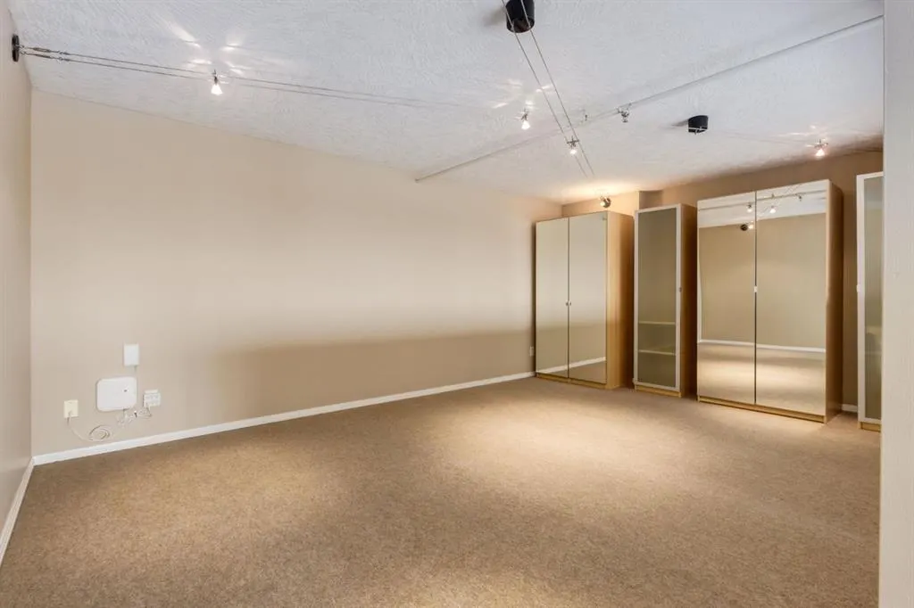 535 8 Avenue SE, #513