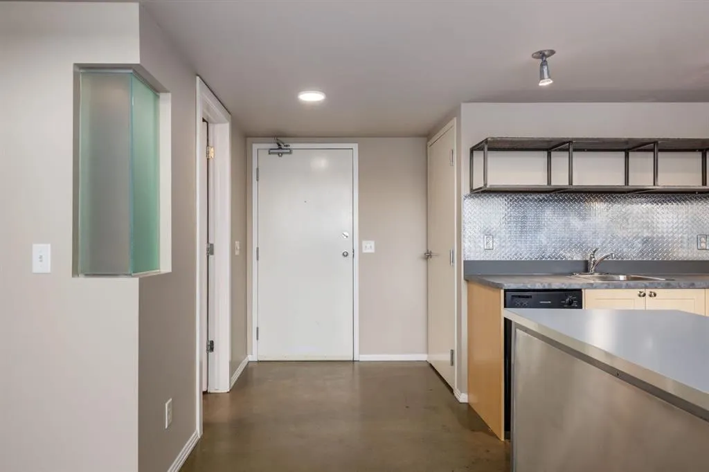 535 8 Avenue SE, #513