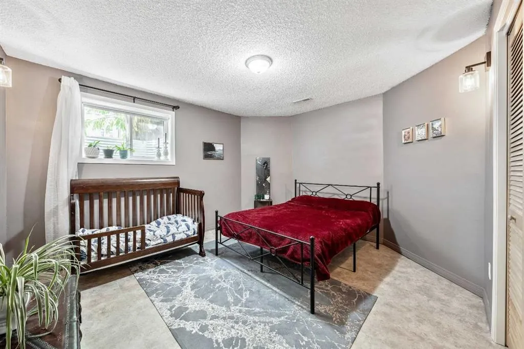 135 Westridge Close