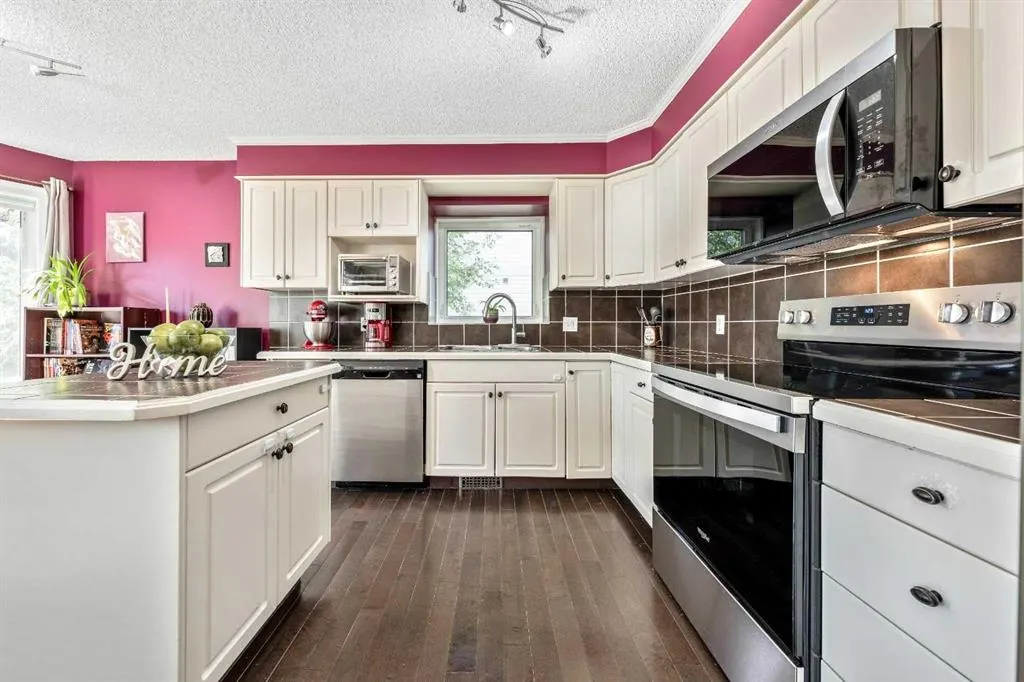 135 Westridge Close