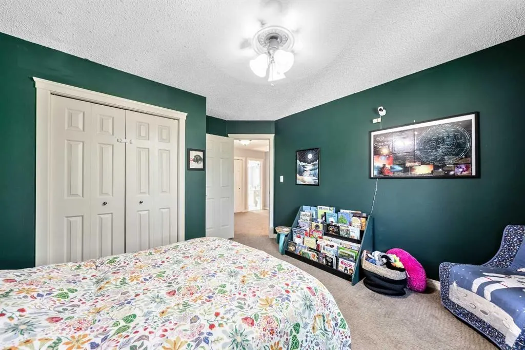 135 Westridge Close