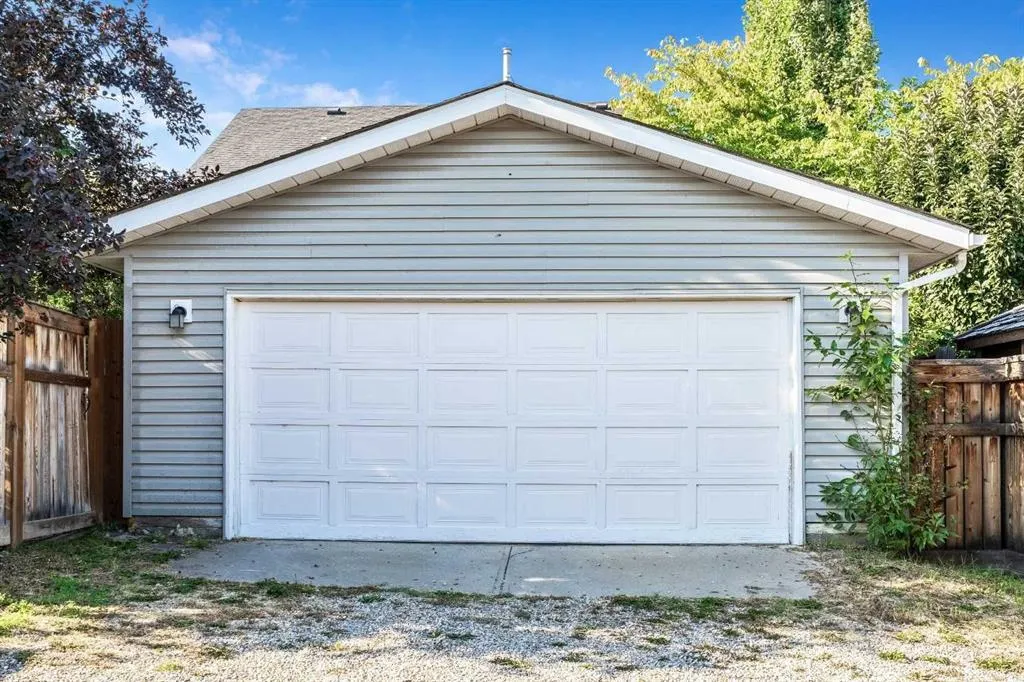 135 Westridge Close