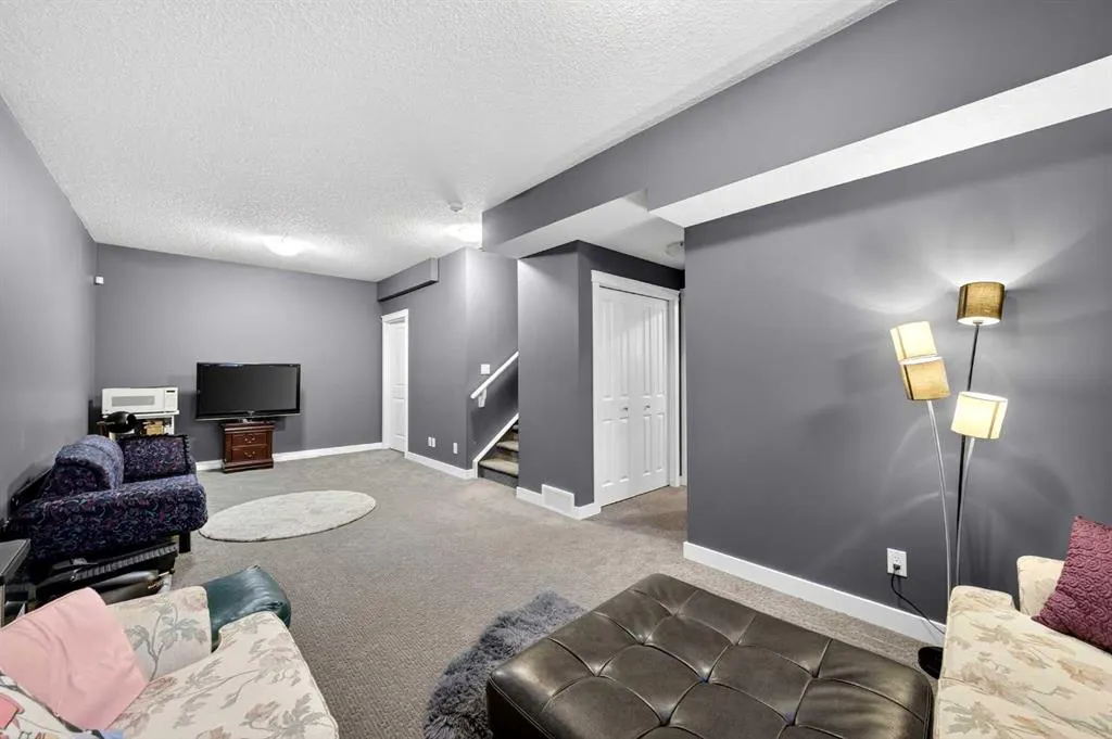 168 Cranford Drive SE