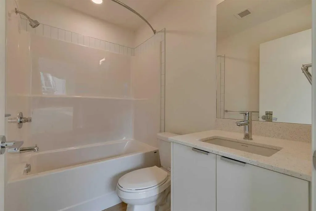 8500 19 Avenue SE, #2216