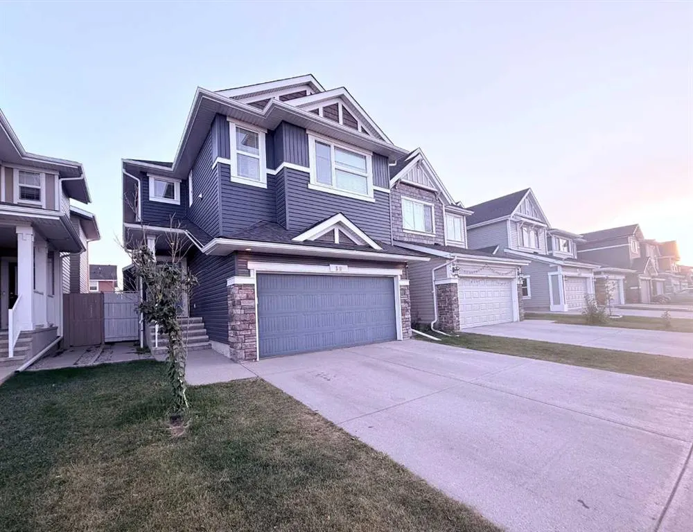 39 Redstone Road NE