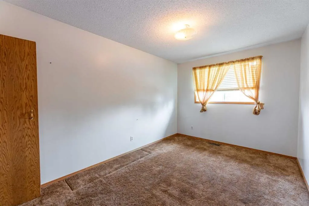 186 Hansen Drive