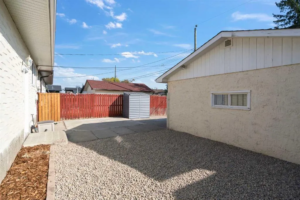 192 Dovercliffe Way SE