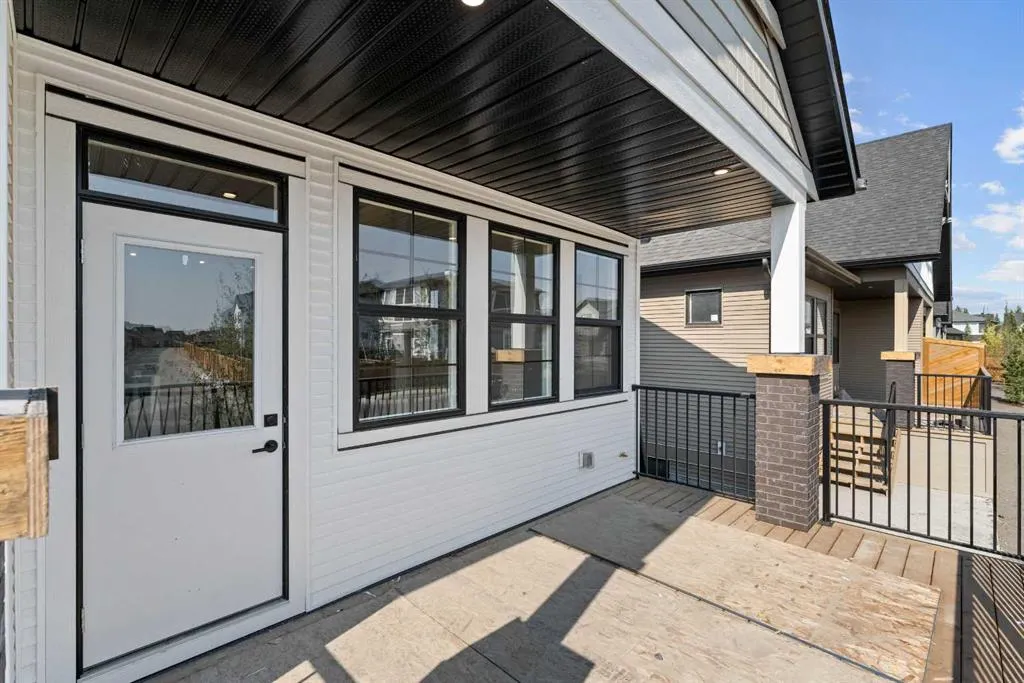 15 Coopersfield Link SW, #1800