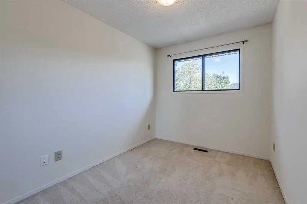 2220 7 Avenue NW, #4