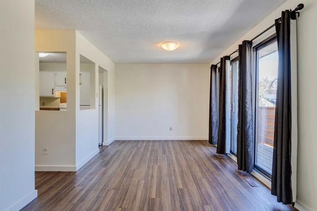 2220 7 Avenue NW, #4
