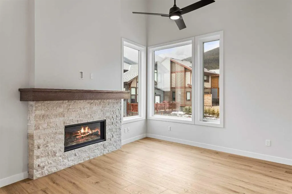 209 Stewart Creek Rise, #203J