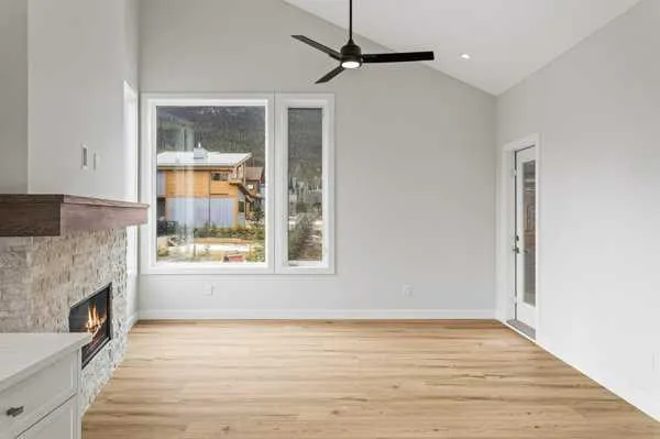 209 Stewart Creek Rise, #203J