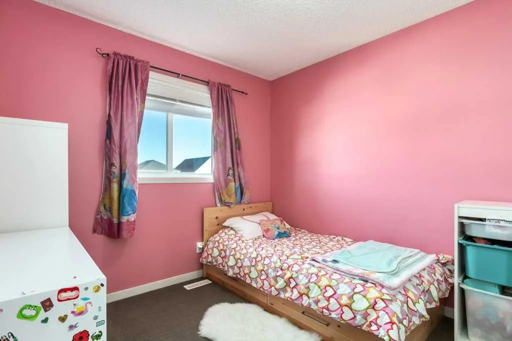 30 Copperpond Place SE