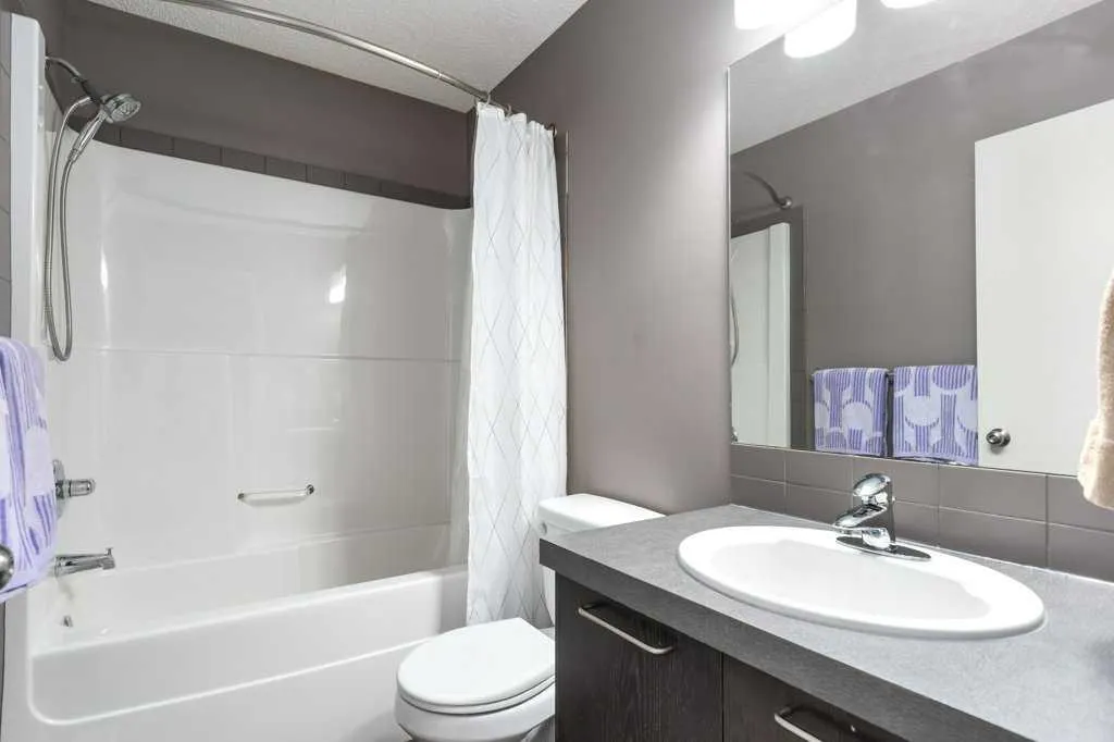 30 Copperpond Place SE