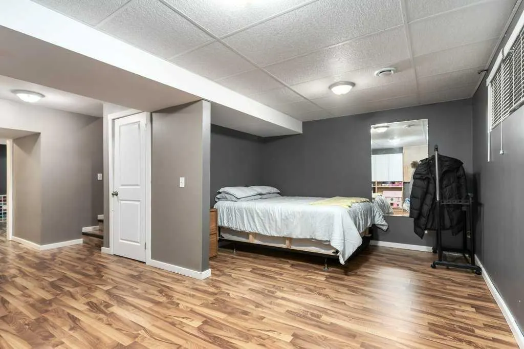 30 Copperpond Place SE