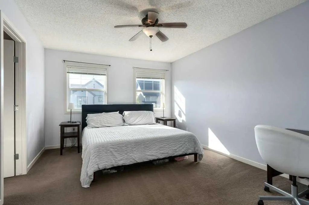 30 Copperpond Place SE
