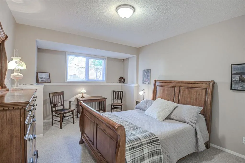 78 Shannon Estates Terrace SW