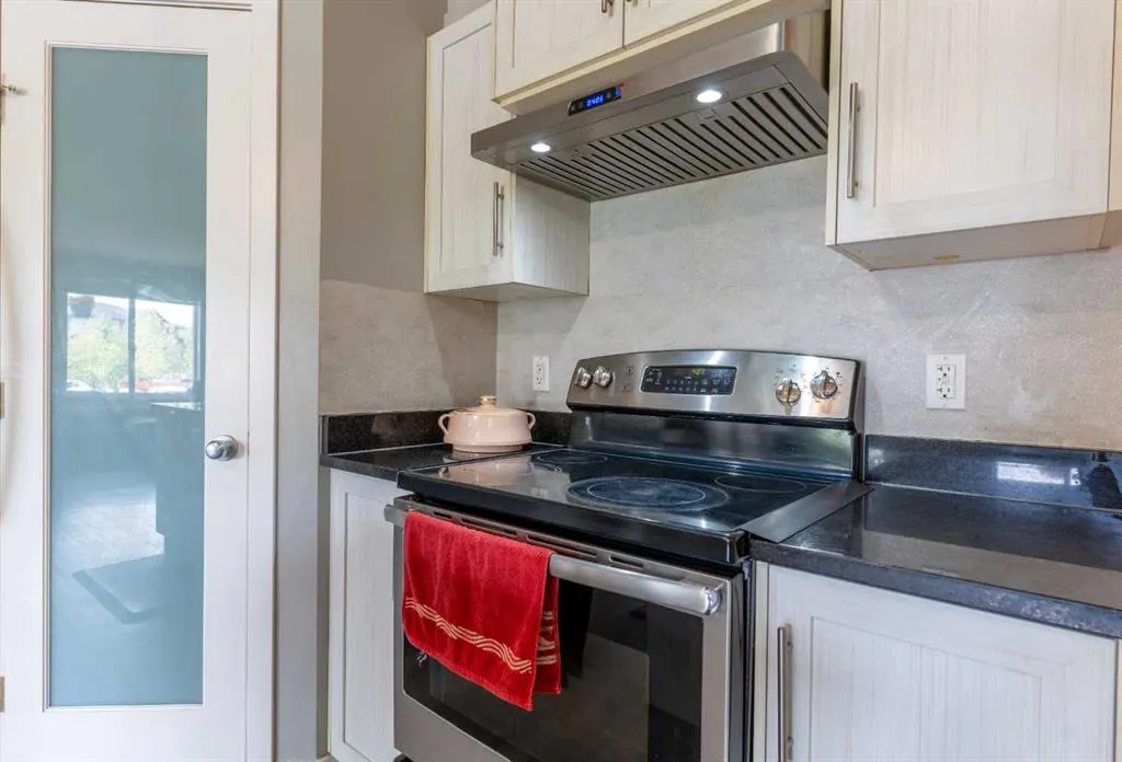 2781 chinook winds Drive SW, #4103