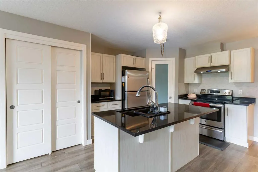 2781 chinook winds Drive SW, #4103