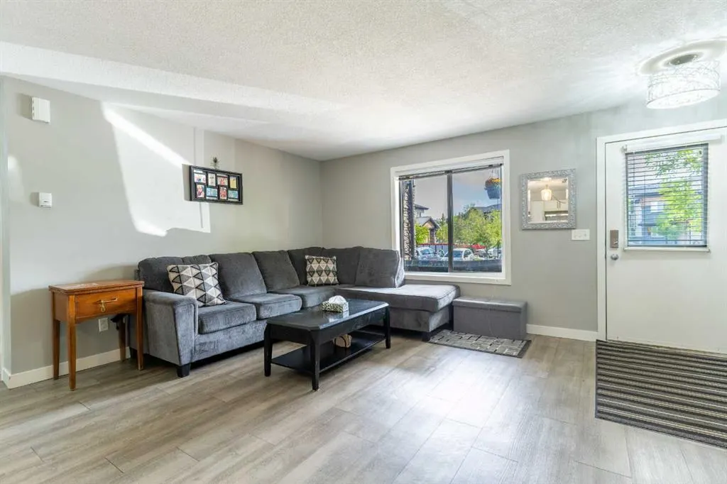 2781 chinook winds Drive SW, #4103