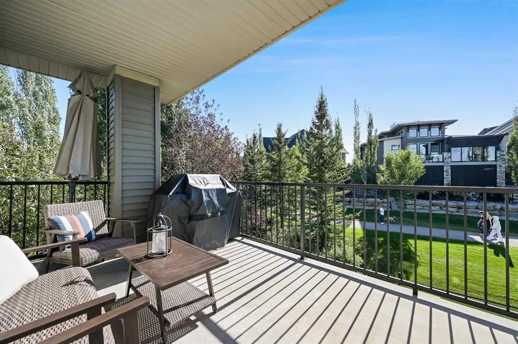 147 Coopers Hill SW