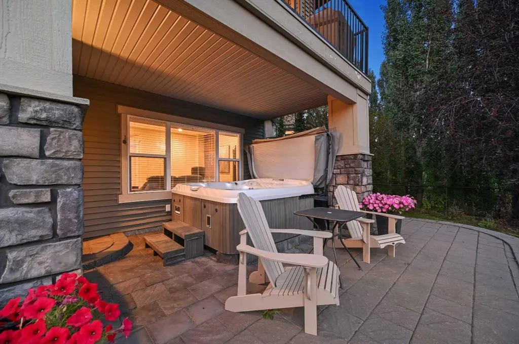 147 Coopers Hill SW