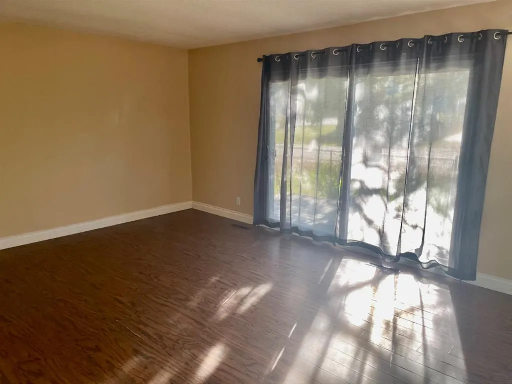 107 13441 665A Sonny Boulevard