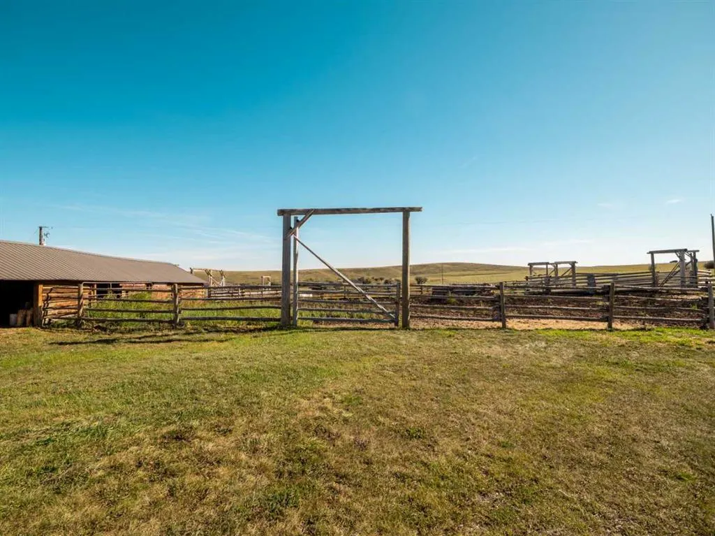 13042A 270 Range road Range