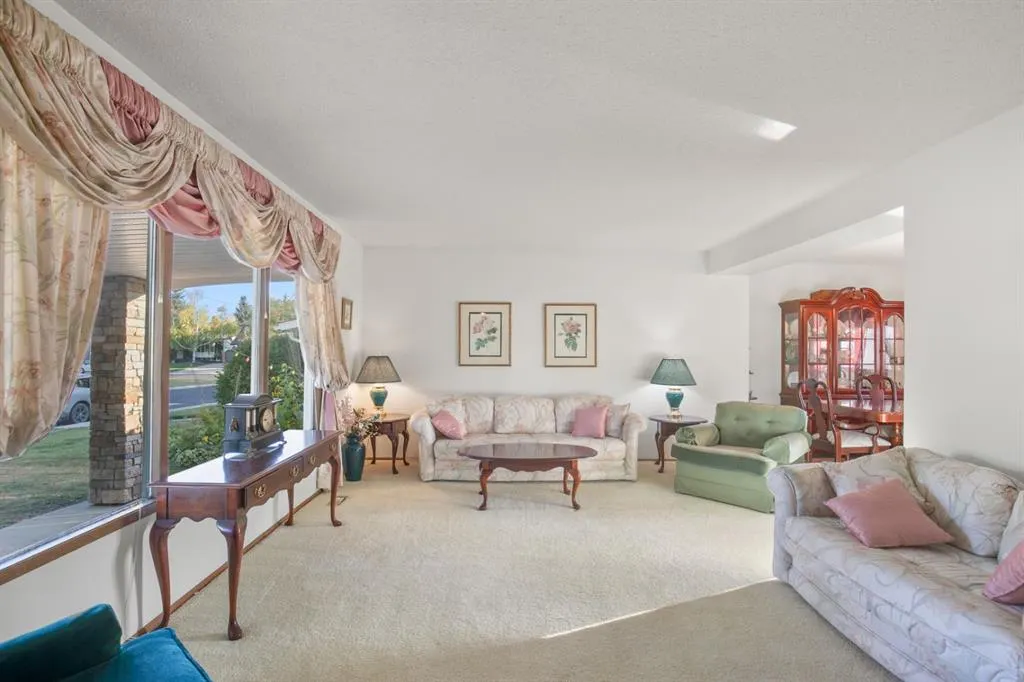 29 Allan Close