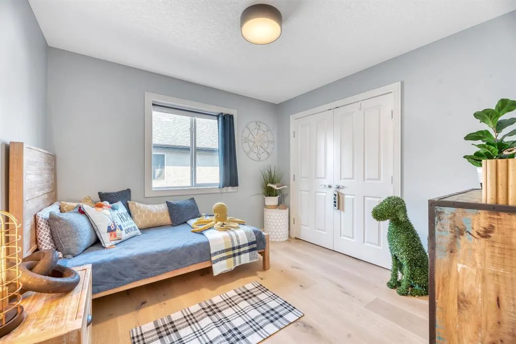 47 Cranleigh Green SE