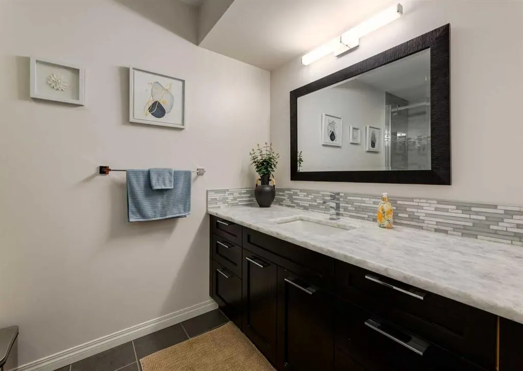 24 Silverado Saddle Court SW