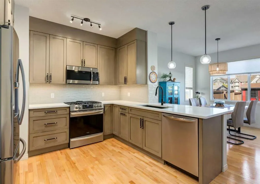 24 Silverado Saddle Court SW