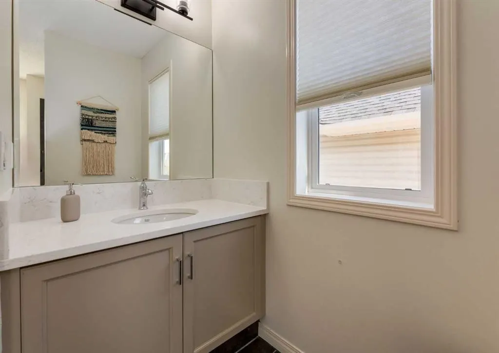 24 Silverado Saddle Court SW