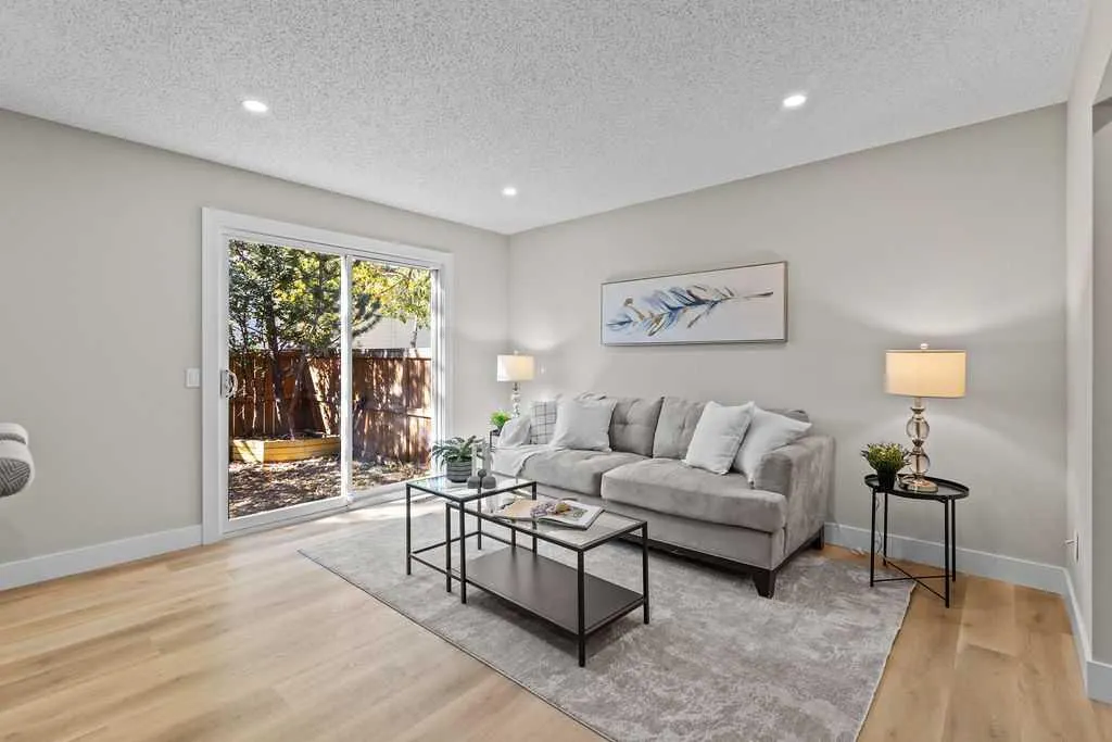 4810 40 Avenue SW, #14