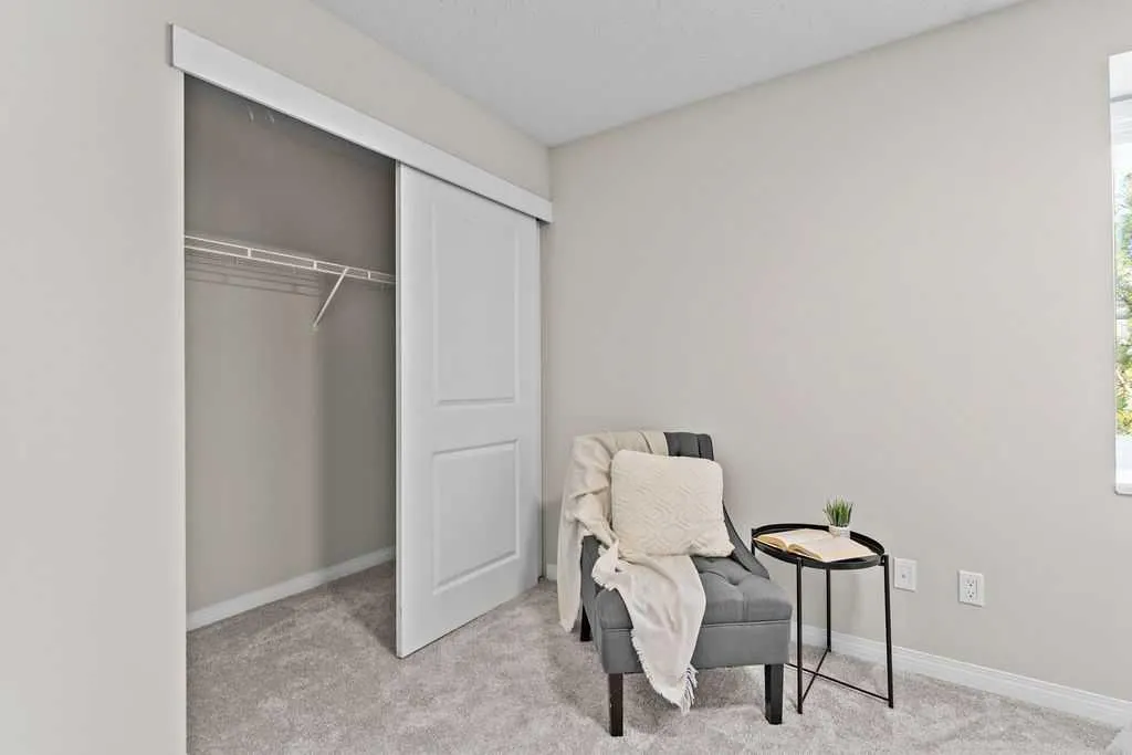 4810 40 Avenue SW, #14