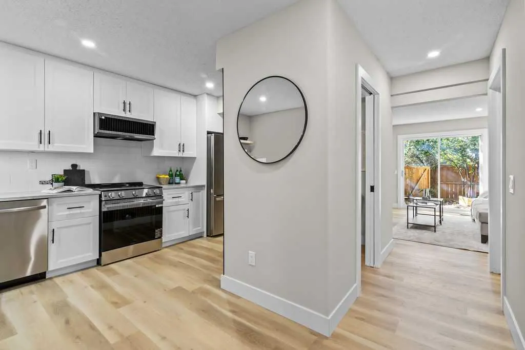 4810 40 Avenue SW, #14