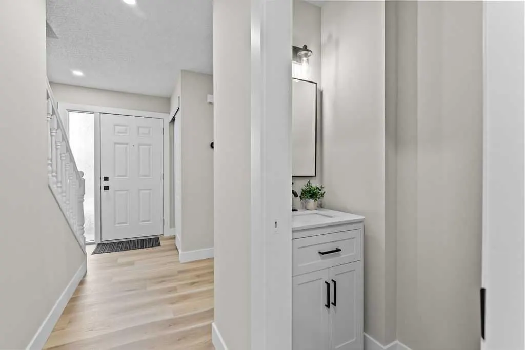 4810 40 Avenue SW, #14