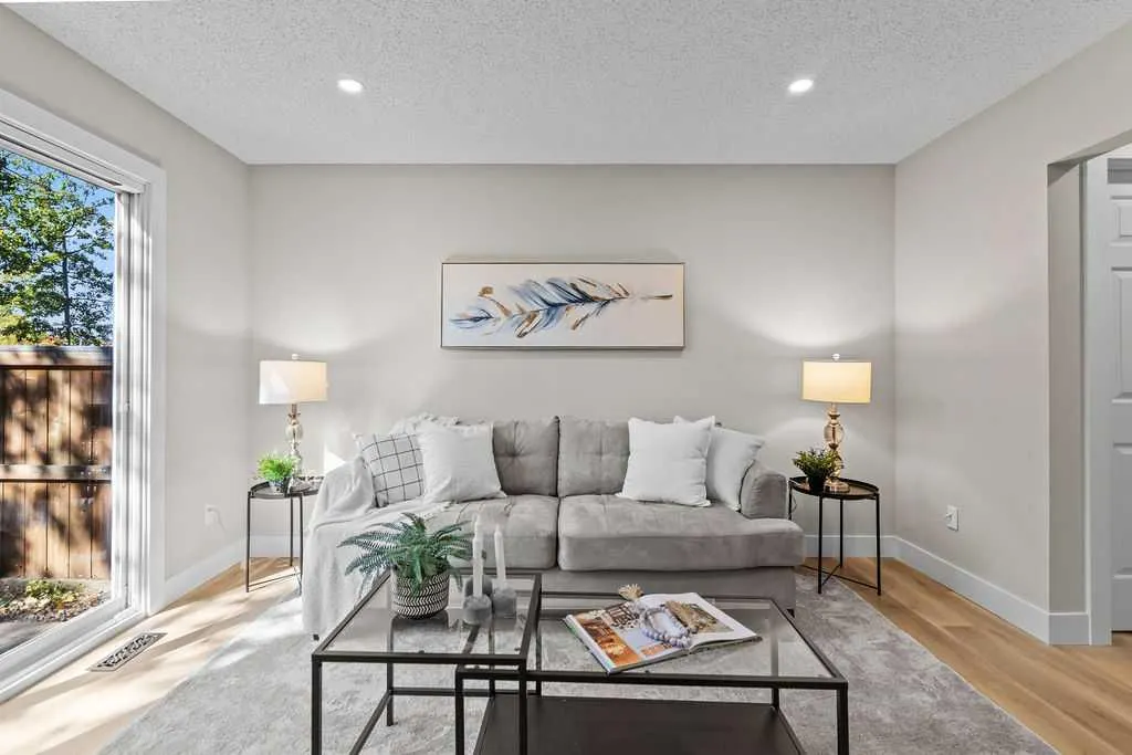 4810 40 Avenue SW, #14