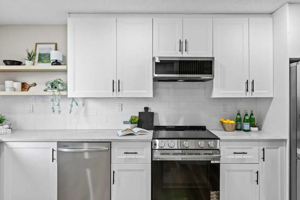 4810 40 Avenue SW, #14