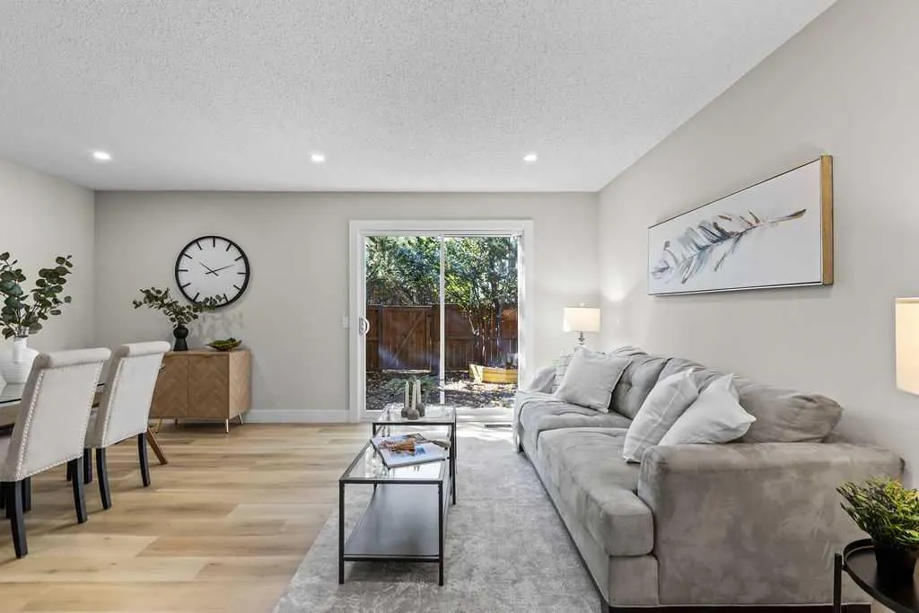 4810 40 Avenue SW, #14