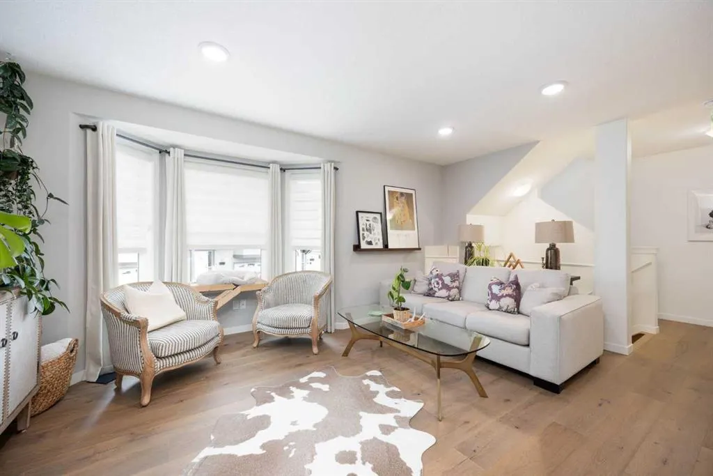 120 Warren Way, #8