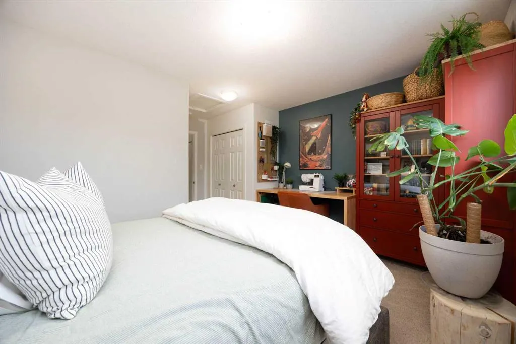 120 Warren Way, #8