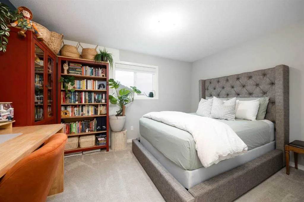 120 Warren Way, #8